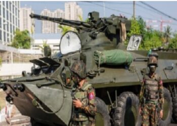 တပ်ချုပ်အပါအဝင် တပ်မတော်အရာရှိကြီးခြောက်ဦးကို အရေးယူဒဏ်ခတ်ကြောင်း ဗြိတိန်ကြေညာ