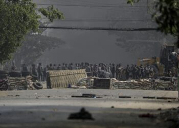 စစ်ကောင်စီ၏ အာရုံပြောင်းခြေလှမ်းများ