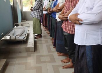 Soldiers raid home of murdered girl after family flees