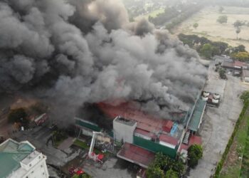 Two military-owned supermarkets burn down while Yangon is under curfew