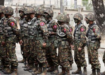 အာဏာသိမ်းစစ်တပ်ကို စွန့်ခွာလာသည့် CDM စစ်သား ၈၀၀ ခန့်ရှိပြီဟုဆို