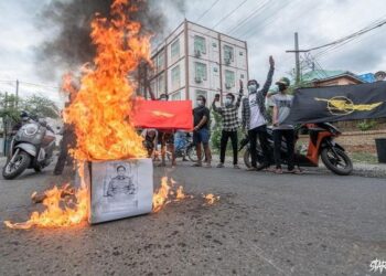 “၈၈ တုန်းကလို ဖြစ်သွားတော့မှာလား”