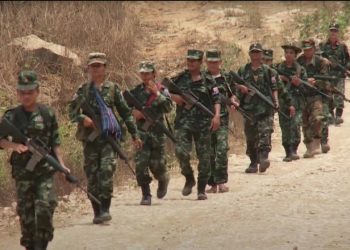 Junta troops kill and rob civilians as they face heavy losses against the KNU