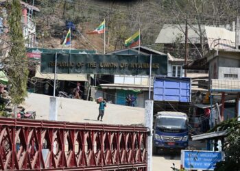 Thousands flee Thantlang, Chin State after clashes with junta troops