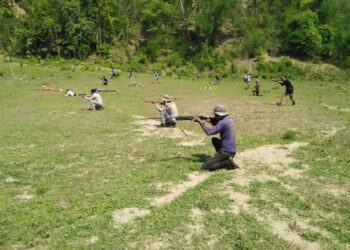 စစ်တပ်၏ လူသားဒိုင်းအစီအစဉ်ကြောင့် PDF အခက်တွေ့နေ