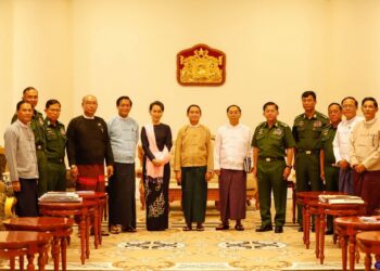 မင်းအောင်လှိုင် အခြေခံဥပဒေဖောက်ဖျက်ကြောင်း သမ္မတ၏ နှုတ်ထွက်သက်သေ