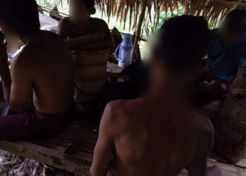 တောင်ပျောက် တိုက်နယ်ကို စစ်တပ်က တိုက်ပွဲ ဖြစ်ပွားခြင်းမရှိဘဲ လက်နက်ကြီးများဖြင့် ရမ်းသမ်းပစ် စစ်ရှောင်များရှိရာ နေရာနှင့် ရွာထဲသို့ ကျရောက်ပြီး ပြည်သူ ၁ဦး ထိမှန် စိုးရိမ်ရ၊ မယ်ကဲရွာသား ၇ဦးကိုလည်း စစ်တပ်က အကြောင်းမဲ့ ဖမ်းဆီးပြီး နေအိမ်များကို မီးရှို့ဖျက်ဆီး