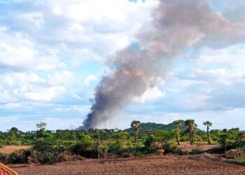 စစ်ကောင်စီဟာ နိုင်ငံရေးနဲ့ စစ်ရေးလမ်းဆုံးမှာ ရုန်းကန်နေရတယ်