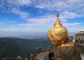 အောက်တိုဘာ ၃၁၊ ၂၀၂၂။ (တနင်္လာ)