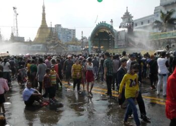 မတ် ၁၅၊ တနင်္လာ