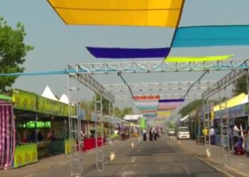 မတ် ၁၅၊ တနင်္လာ