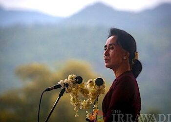 အာဏာရှင်အသစ်၊ ကစားကွက်အဟောင်းနှင့် ဒေါ်အောင်ဆန်းစုကြည်