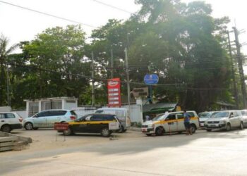 Myanmar’s economy is deteriorating as its civil conflict intensifies, World Bank report says