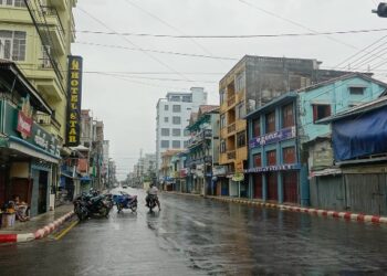 စစ်တွေမြို့အနီး ဒေသခံအမျိုးသား ၆၀ ခန့်ကို စစ်တပ်ဖမ်းထား