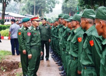 စစ်ထဲမဝင်လို၍ တိမ်းရှောင်နေသူတို့၏ မိသားစုဝင်များ ခြိမ်းခြောက်ခံနေရ